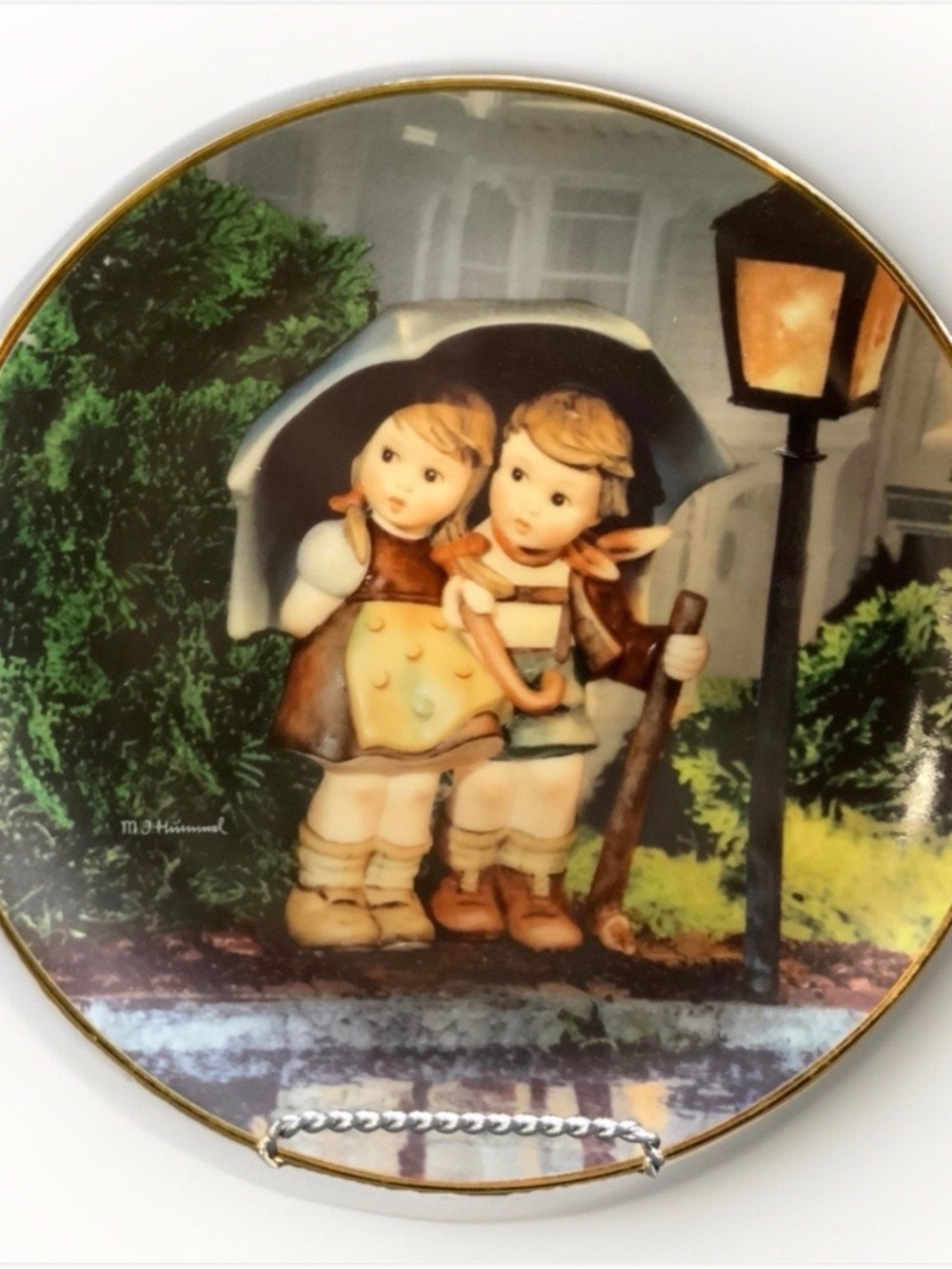 Vintage Hummel Little Companions Collector Plate Danbury Mint Stormy Weather